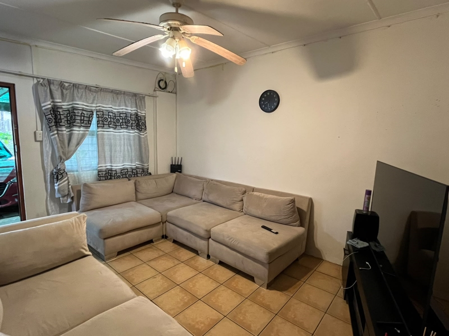 6 Bedroom Property for Sale in Rosemount Eastern Cape